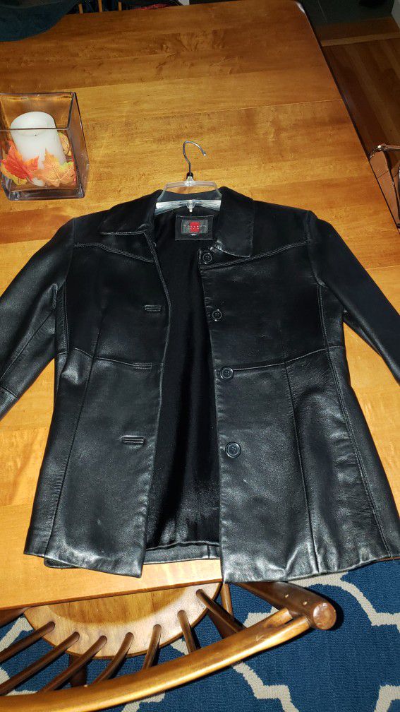 Woman's Leather Jacket (S)