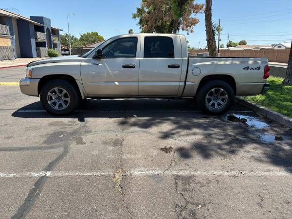 2005 Dodge Dakota