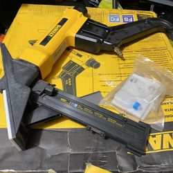 Dewalt Staple Engrapadora