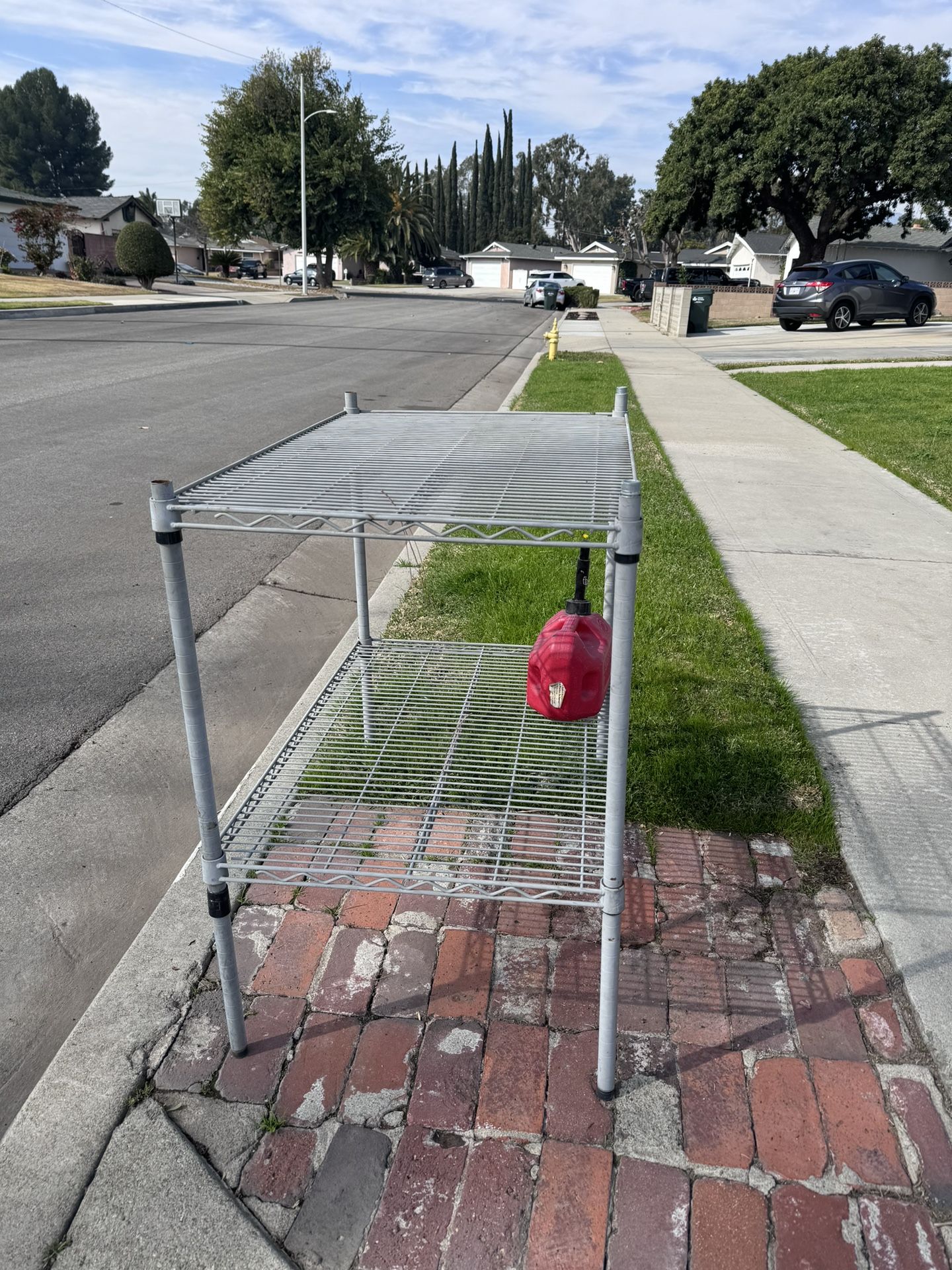 Free Metal Shelf’s
