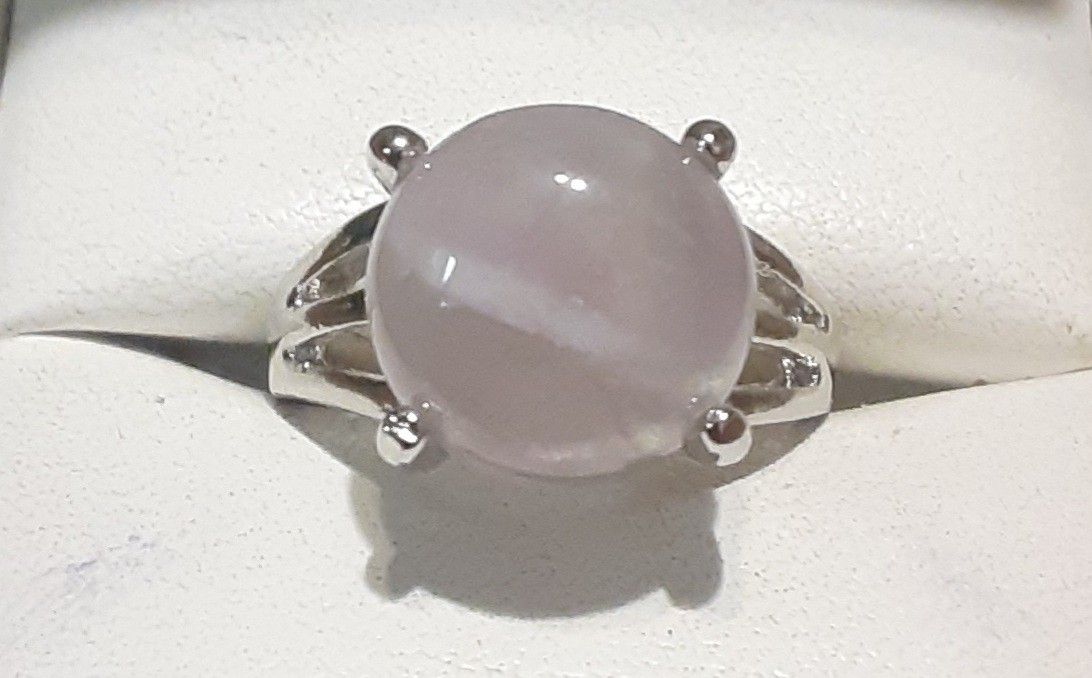 Noble Sterling Silver Moonstone Ring. 