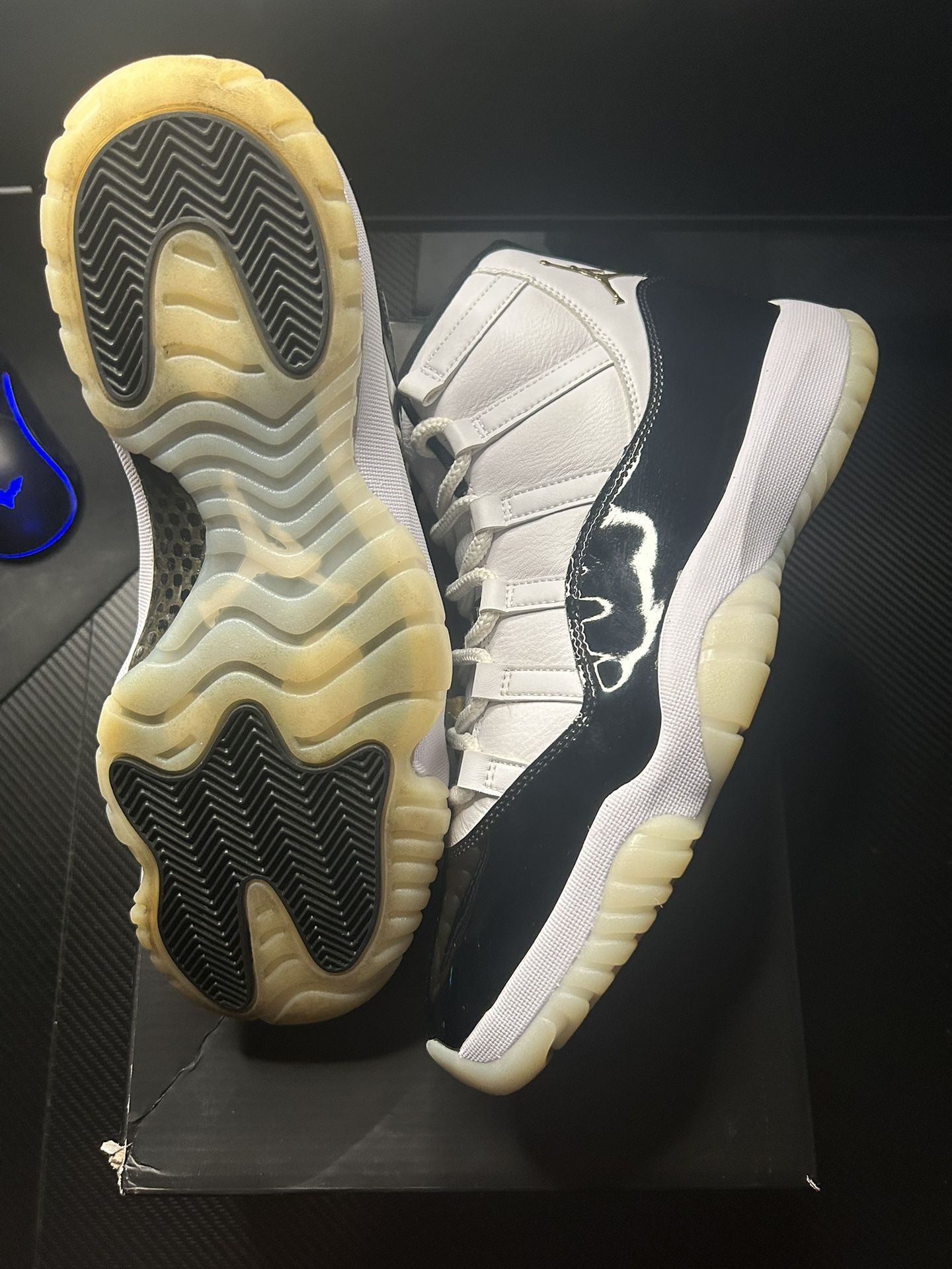Jordan 11 Gratitude Size 11 Used