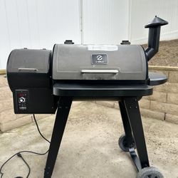 Smoker ( Z Grill) 