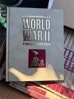 ILLUSTRATED WORLD WAR II ENCYCLOPEDIA. 1-24