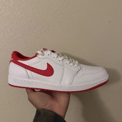 Jordan 1 Low OG University Red