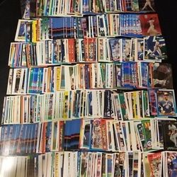 **Lot Of 10,000 Baseball, Basketball, Football, Hockey, Racing and Pokemon Cards