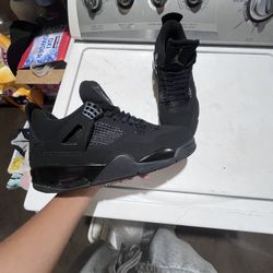 Jordan 4 Black Cat