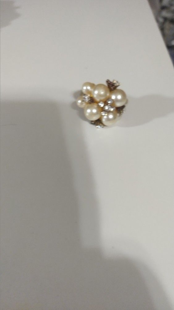 Women's Big White Stones Decorative Costume Ring 