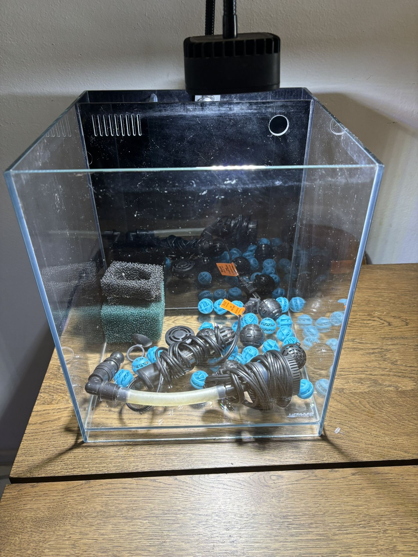Life Gard 7 Gallon Rimless Tank
