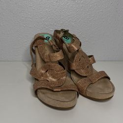 Women’s Tan Heel Wedges 