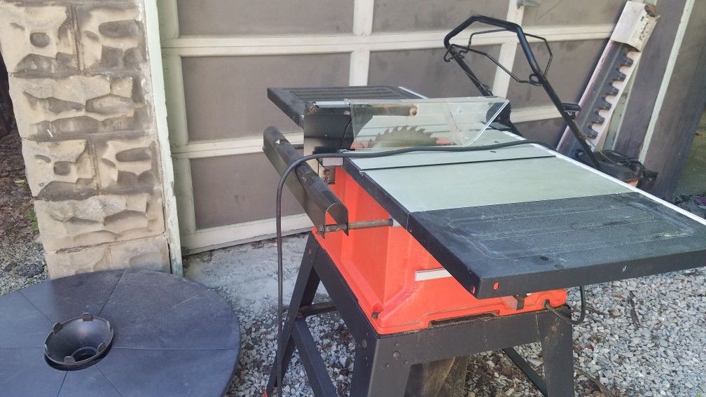 Table saw, Black and Decker, Firestorm for Sale in Pittsburgh, PA OfferUp