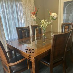 Dining table set