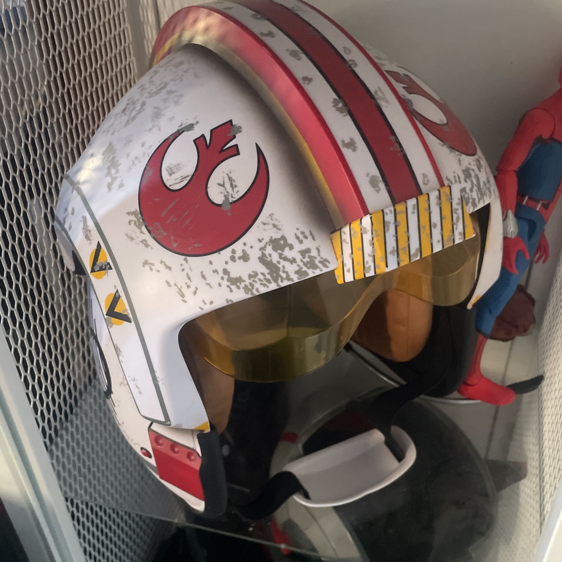 Luke’s Tie Fighter Helmet 