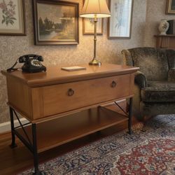 Vintage Tv Stand/ Coffee Table