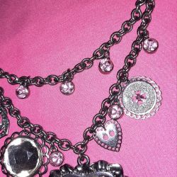 BETSEY JOHNSON BLING BLINGY NECKLACE