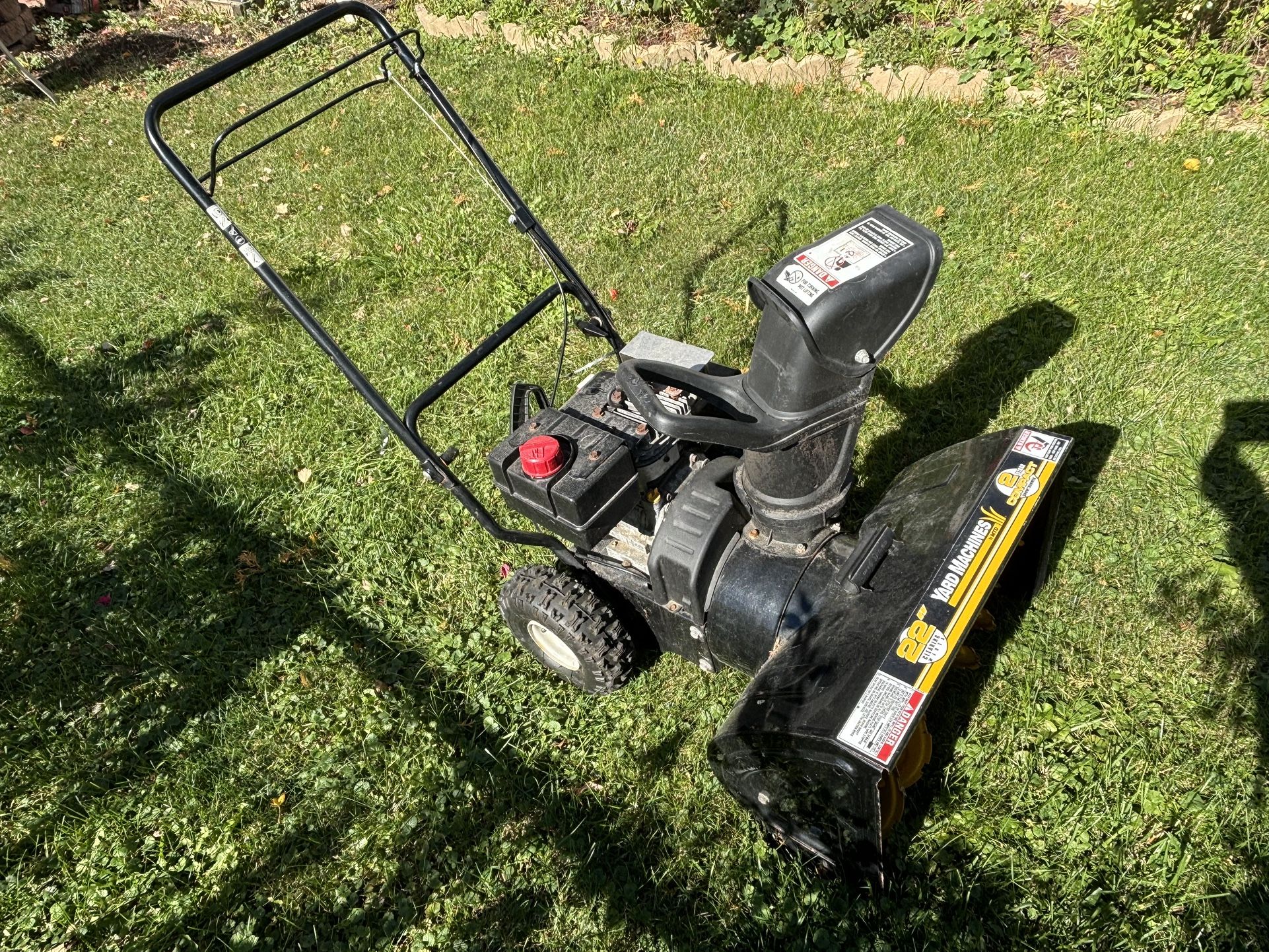 Lawn Mower Yard Machine 5hp 22 Inch Snow Blower Snowblower