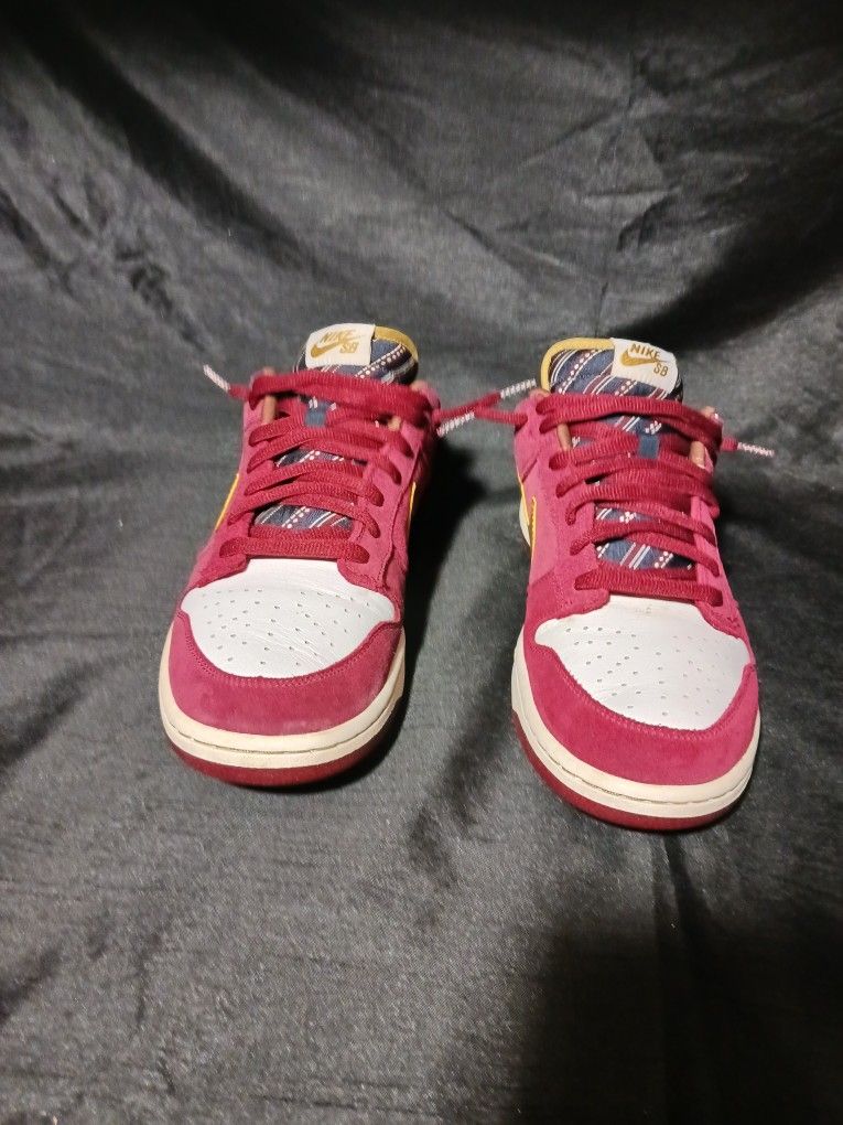 Ron burgundy nike sb dunk low cheap