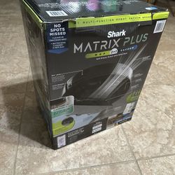 Shark Matrix Plus 2in 1 Vacuum Mop Brand New In Box