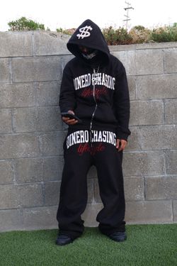 Dinero Chasing Lifestyle Sets