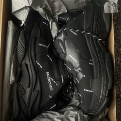 Balenciaga Runners Size 11