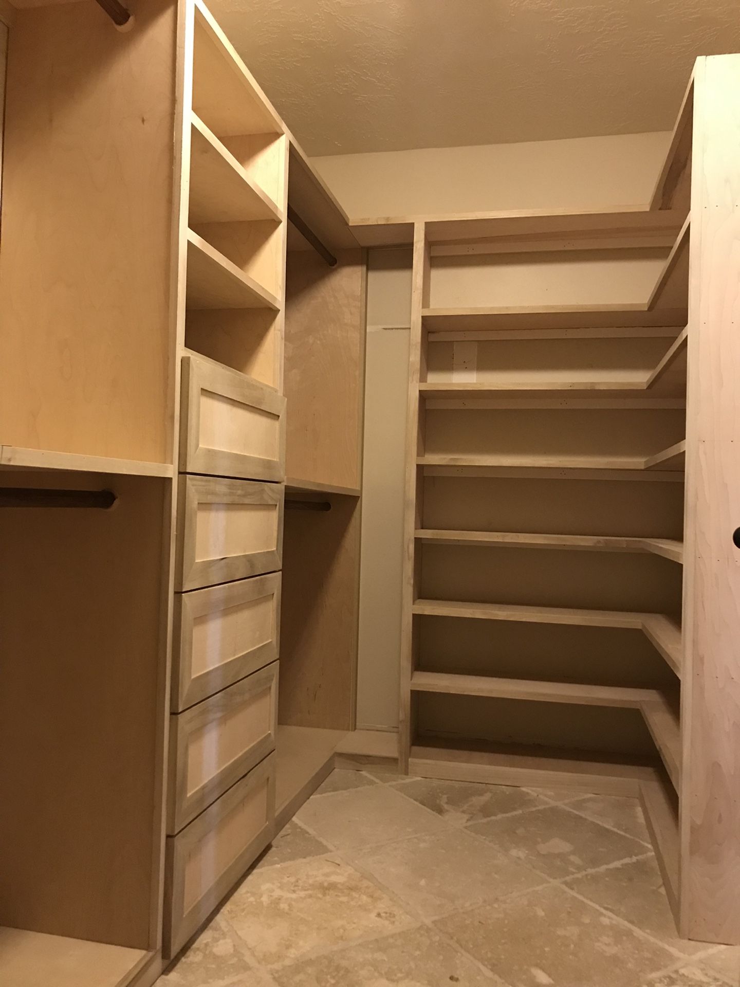 Closets Personalized Shelves Pantrys