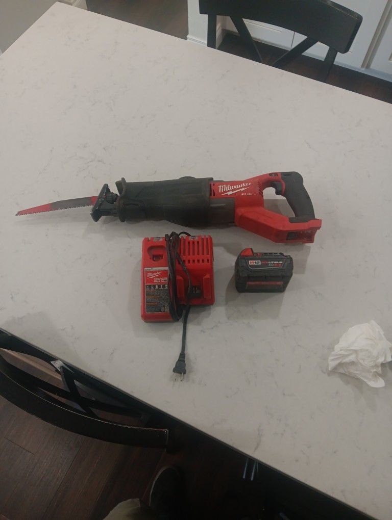 Milwaukee Sawzall Plus Battery And Charger