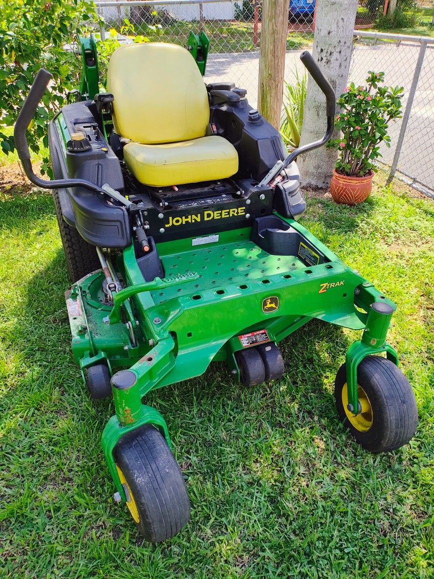 Commercial John Deere Z915B Zero Turn Mower for Sale in FL