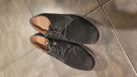 Dress shoes