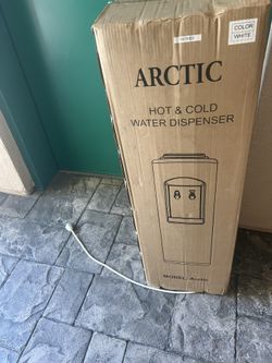 Arctic Hot N Cold Water Dispenser