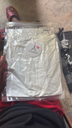 Anrabess Women's White Top Size M