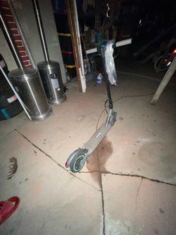 Electric scooter