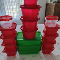 Xmas Or Everyday Use. Never Used. Three Green And The Rest Red. All With Lids