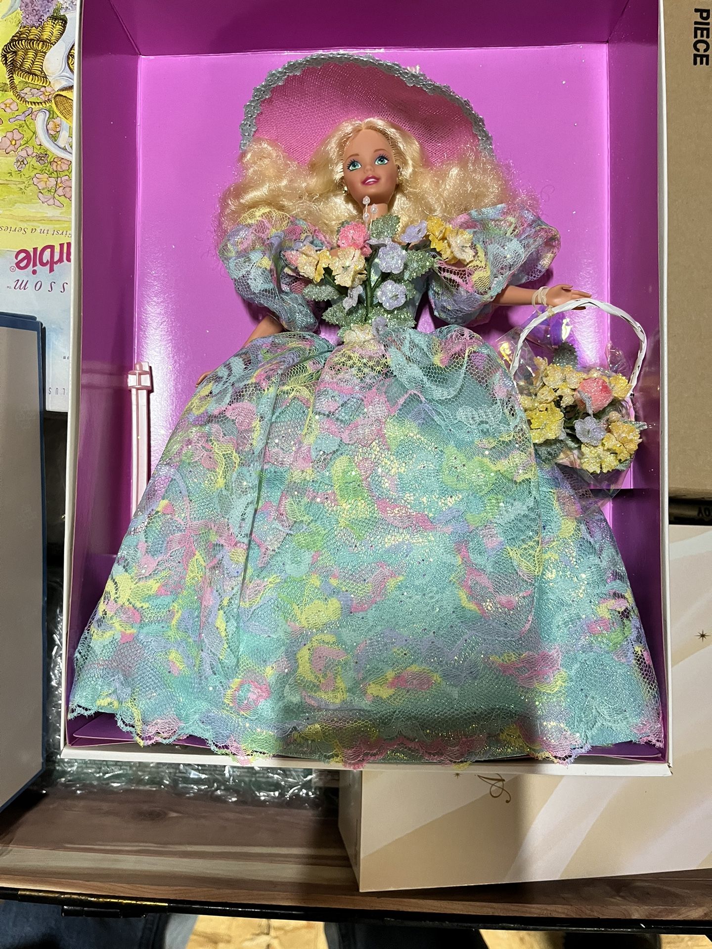 1994 Spring Bouquet Barbie