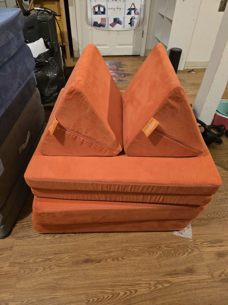 Nugget Couch