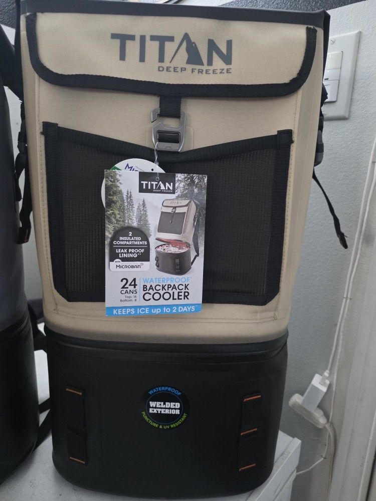 Titan Backpack Cooler