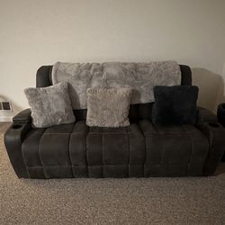 Recliner couch