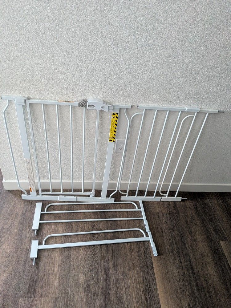 Baby Gate, Dog Gate Regalo Gate 30" - 70" With Extensions