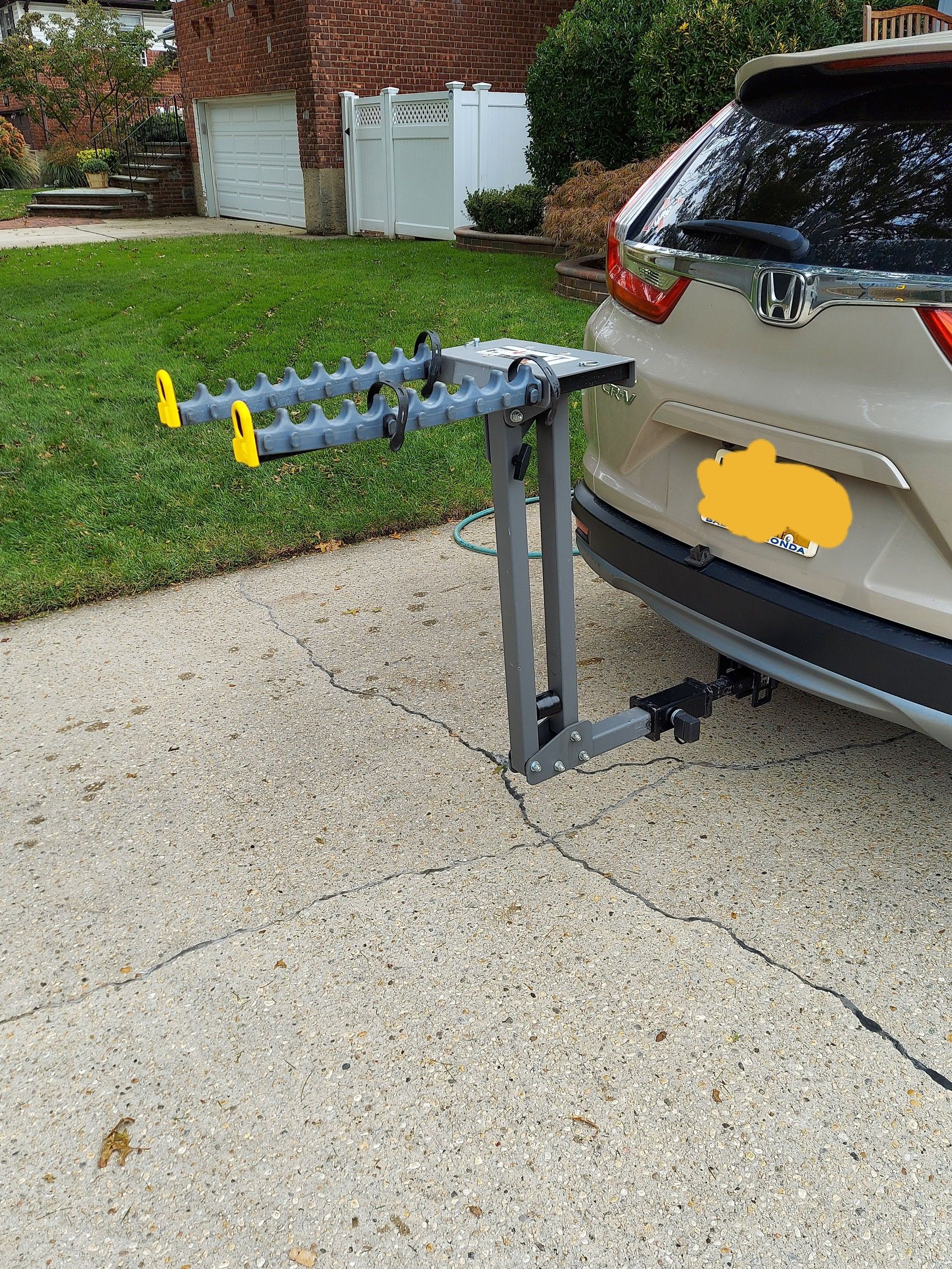 Hitch mount heavy duty bike carrier rack: ONE LAST TRY. $50. FIRM