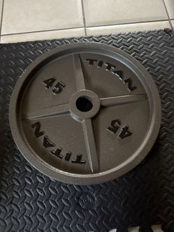 TITAN 45lb Barbell Plate Weight