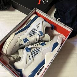 Jordan 4 Military Blue