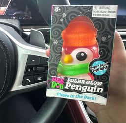 Polar Glow Penguin Needoh