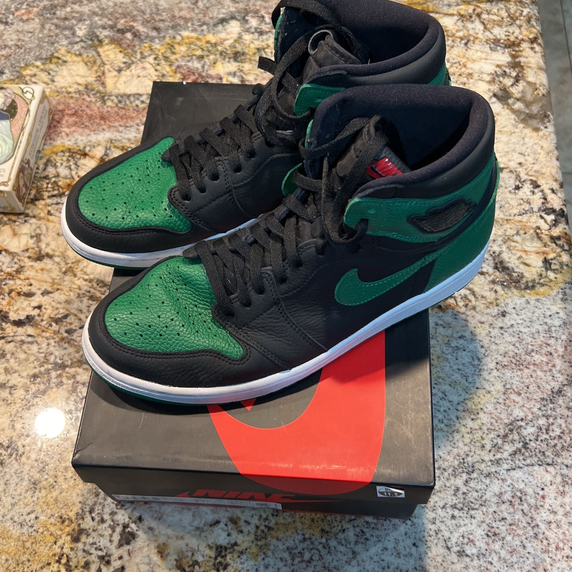 1 Retro Pine Green Jordan 1s Air Jordan Pine Green