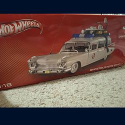 Hot Wheels 1:18 Ghostbusters Ecto-1
