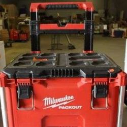 Milwaukee Pack out Toolbox