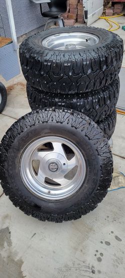 Chevrolet Gmc 5 Lug American Racing Rim