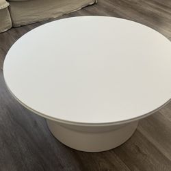 White Round Coffee Table