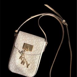New Dkny Crossbody Bag/Purse