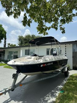 2015 Bayliner Element E16