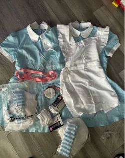 Costume