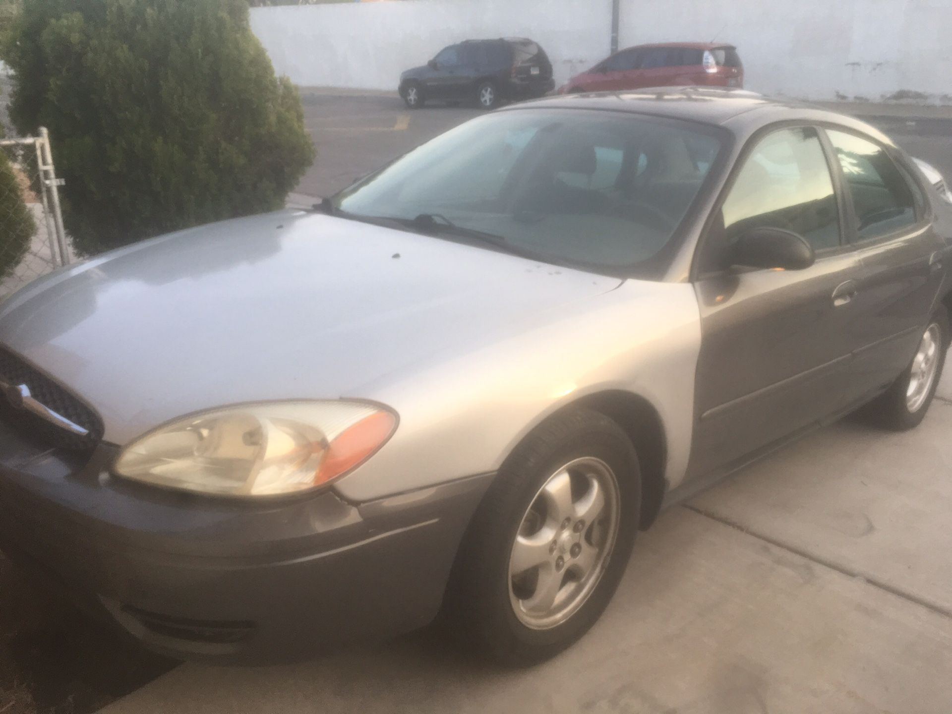 2006 Ford Taurus